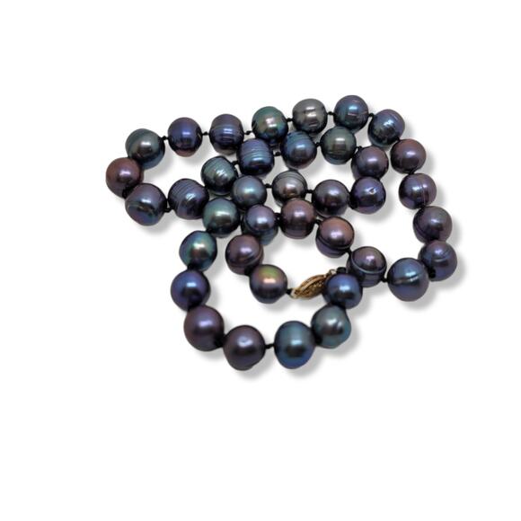 Genuine Round Circlet Peacock Black Cultured Pearls Hand tied 18" - Picture 2 of 5